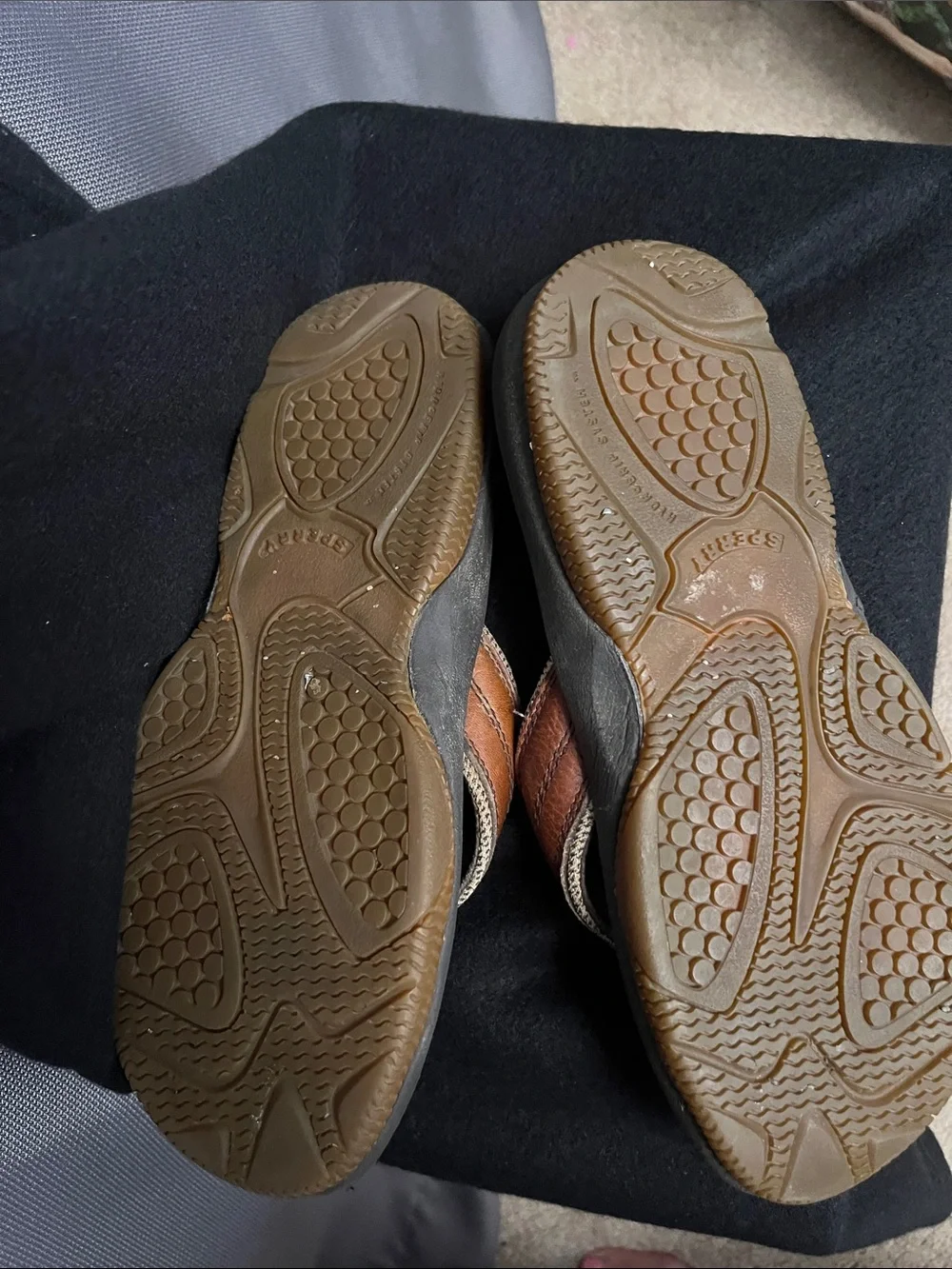 Sperry Men’s Brown Leather and Black Footbed Flip Flops